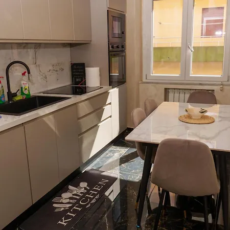 Beb Imperial לינה וארוחת בוקר קטנזארו